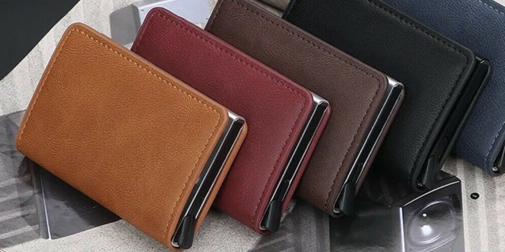 8 Main Advantages of Leather Pop Up Wallets