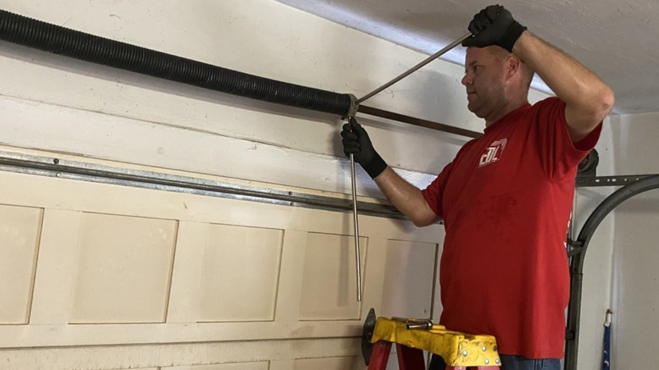 What Are Normal Signs Your Garage Door Hardware Should Be Replaced?